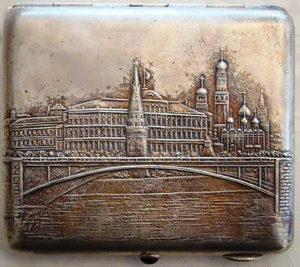 Портсигар "Кремль"серебро 875.