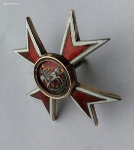 Знак Чугуевское воен-е училище,сер.золото, "Э.Кортманъ"