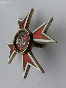 Знак Чугуевское воен-е училище,сер.золото, "Э.Кортманъ"