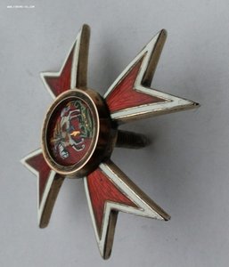 Знак Чугуевское воен-е училище,сер.золото, "Э.Кортманъ"