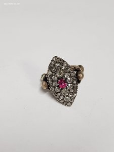 Очень интересное золотое кольцо с бриллиантами 56