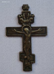 Киотный крест с ковчегом 10.3 х 16.5 см.