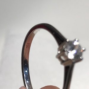 Новое золотое колечко 750 пробы пр-ва Италии с этикеткой