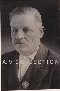 Кавалер ордена Ленина П.Ф.Кучеренко. Одесс.обл. Май 1938 г.
