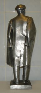 Статуэтка "Ленин в плаще с кепкой". Силумин. СССР