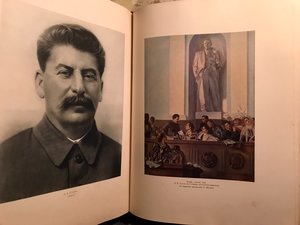 Сталин-юбилейное издание к 70-летию вождя, 1949г-редкая книг