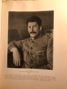 Сталин-юбилейное издание к 70-летию вождя, 1949г-редкая книг