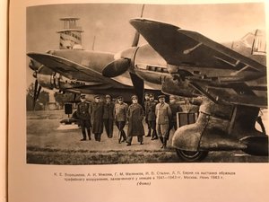 Сталин-юбилейное издание к 70-летию вождя, 1949г-редкая книг