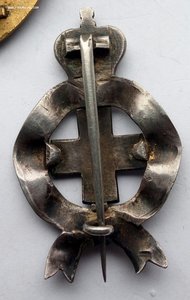 Знаки Красного креста 1877-1878 г. и благ-ный знак Кр.креста