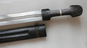 Кинжал-меч