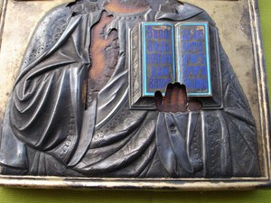 Икона "Господь Вседержитель". Оклад. Эмаль.