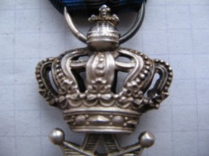 крест