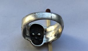Перстень  " череп"  WEST WALL в серебре и бронзе