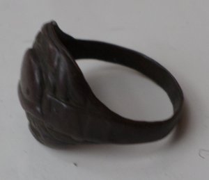 Перстень  " череп"  WEST WALL в серебре и бронзе