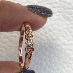 Золотое колечко с бриллиантом российская 585 недорого..