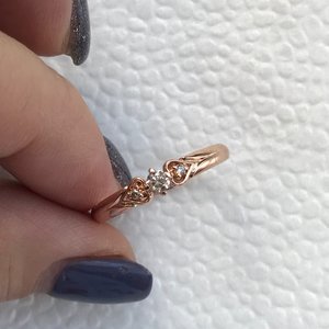 Золотое колечко с бриллиантом российская 585 недорого..