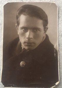 Фото с редким знаком. СССР 1930-е годы.