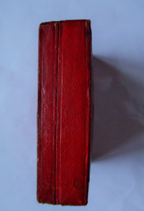 Коробка "Знаки ордена Св.Анны 3й степени" с лентой.