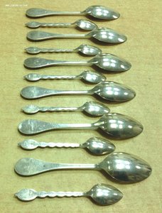 6 чайных и 6 кофейных ложек с финифтью