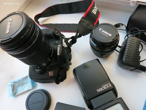 Фотоаппарат CANON EOS 60 D +2 обьектива+++++++++