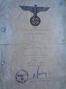 Наградной документ на медаль Остфолькер 1 класса.