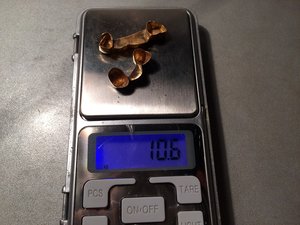 Золотые коронки (стоматология) 1О.5 гр