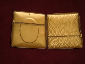 Портсигар с дамой Германия 40 года.