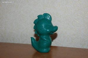 Драконы СССР, 2шт,пластик и каучук