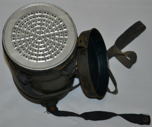 Противогаз с баком Luftschutz.