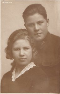 Он и она. Курсанты. "АТШ". 2 фото. 1930-е гг.
