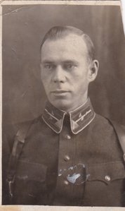 Старший лейтенант ВВ НКВД.
