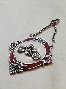 Мастер Свенсон, знак с мотоциклом. 2-я неделя обороны 1928 г