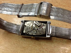 Наручные часы Omega