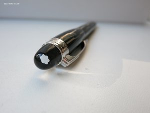 ручка MONTBLANC