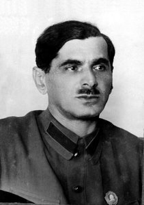 Трактор!!! Кто на фото???