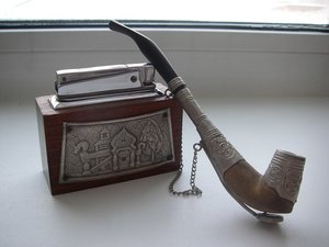 зажигалка с трубкой