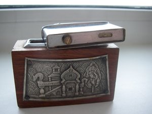 зажигалка с трубкой
