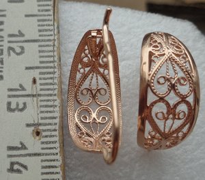 2е пары серёжек 585 пробы