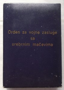 орден военных заслуг 3ст,без клейм,родная коробка,Югославия