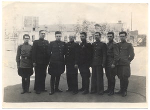Летчики . ( 2 )