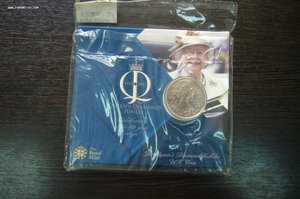 Различные наборы монет жетонов