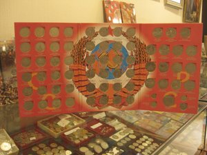 Полная коллекция юбилейных рублей ДАРОМ!