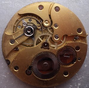 Часы, корпус золото 56 пробы, диаметр 5.1 см.