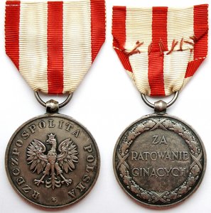 Польша. 1918-39г. Медаль За спасение Погибавших. Редкая. Отл