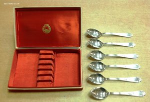 Подарочный набор Серебро 875 пробы из ГУМа в фирменной короб