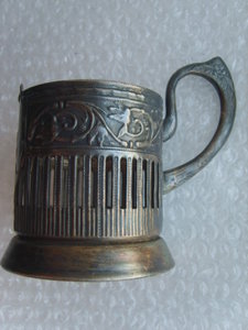 ПОДСТАКАННИК КРЕМЛЬ. Клеймо Кольчугинский з-д МЕЛЬХ. В отлич