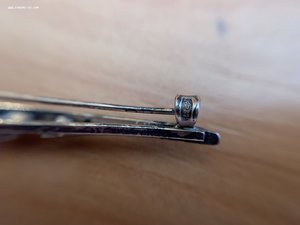 Заколка 875