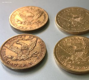 10 долларов США - 4 монеты