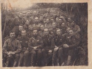 Офицеры-артиллеристы. Второй год войны. БКЗ.ОЛ.КЗ.Медали.