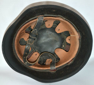 Каска пожарника М-34